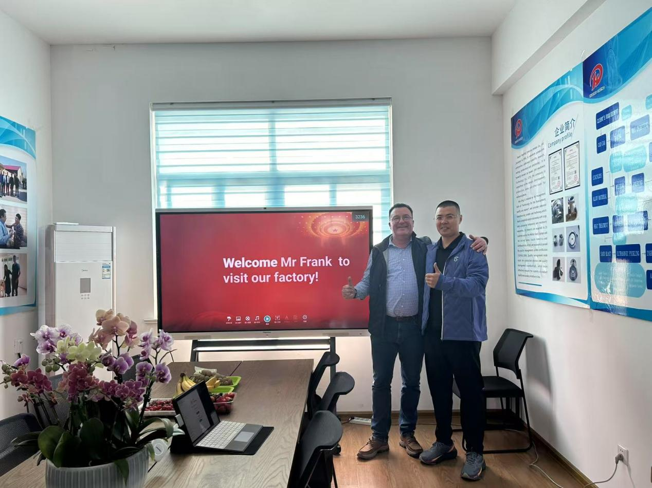 Der belgische Kunde besuchte die Fabrik zweimal