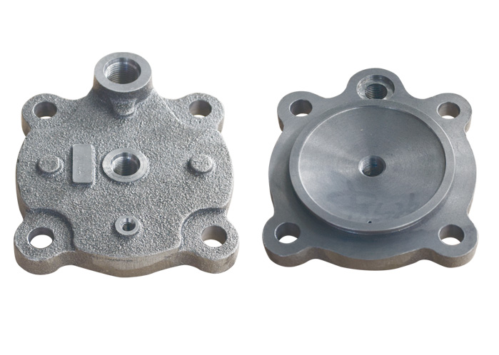 Wie kann die Dehnung von QT450-Sphäroguss auf über 22 % erhöht werden?